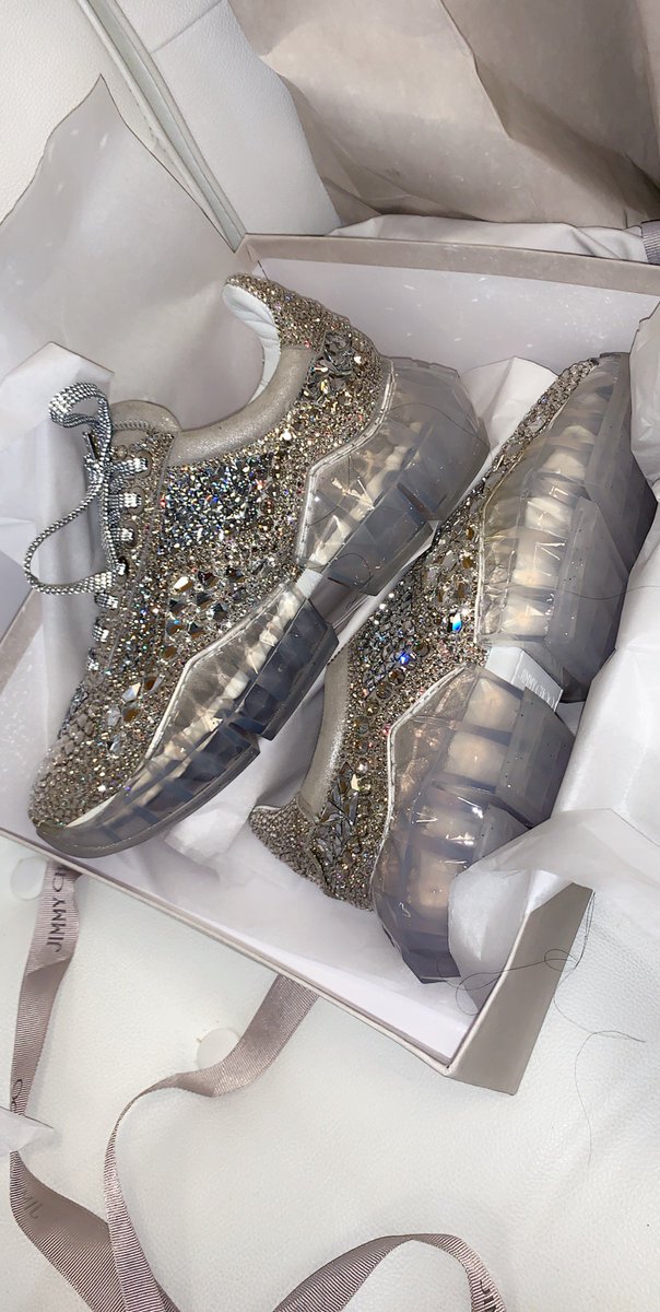 Omg I forgot to show you my amazing birthday present from my girl Tanya at <a href="/jimmychoo/">Jimmy Choo</a> 😍I love you boo thank you so much!! I’m so in love with them ❤️I’m trying to find the perfect outfit for them 👟