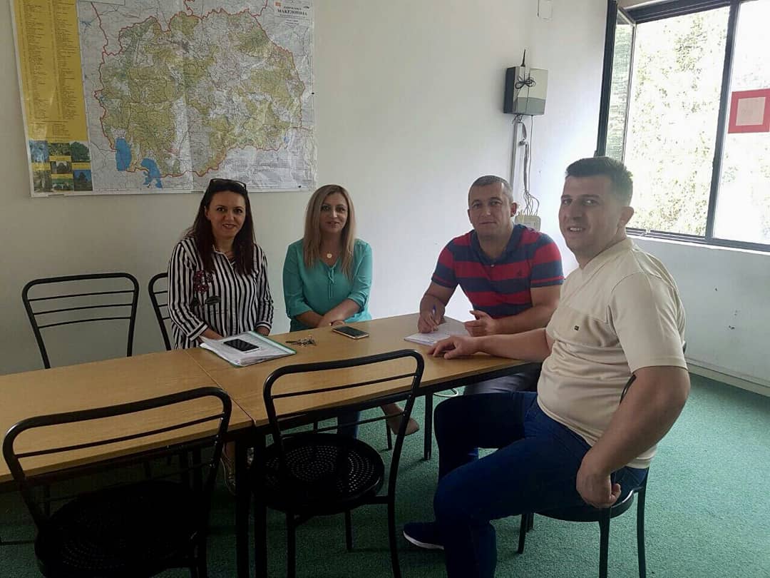 DZSnaRM's tweet photo. На 15.8.2019, директорот на ДЗС, го посети ПОЗС Тетово, поради актуелната состојба со пожарите во Полошкиот регион, со цел преземање низа активности и делување согласно законот за заштита и спасување.На работната посета се разговараше и за опасноста од поплави во Полошкиот регион https://t.co/GtVeb45Z3d