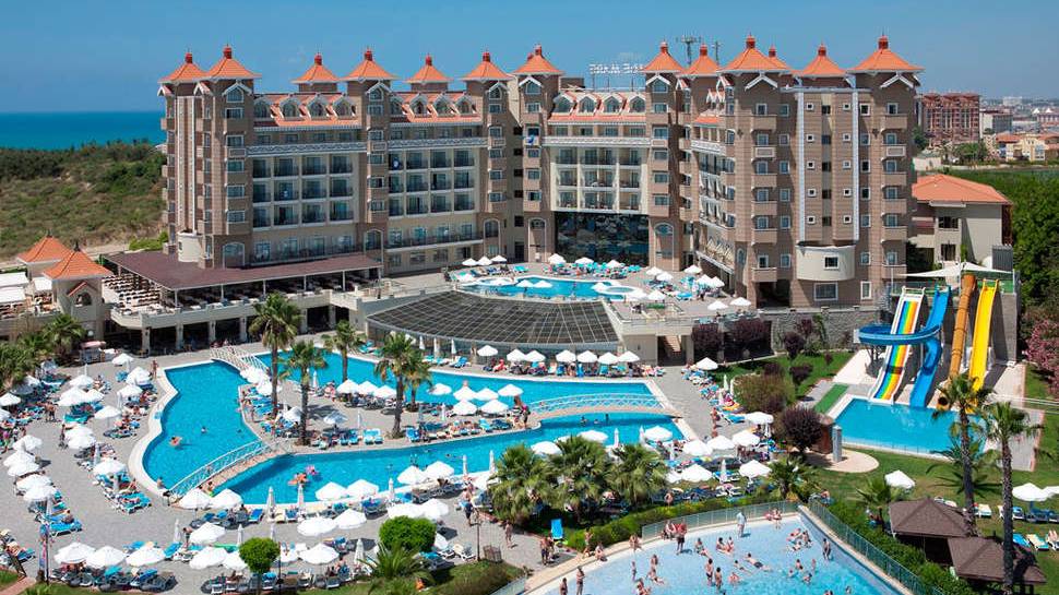 tradeyourtrip's tweet photo. De naam zegt het al; Side Mare Resort &amp; Spa is bij uitstek geschikt voor een geslaagde familievakantie. Geniet met zijn allen van de Turkse zon, de all inclusive mogelijkheid, het strand voor de deur en héél véél waterpret. 
Boek snel via ➤➤➤ https://t.co/eRYG3jGYfO https://t.co/AhFO8JBKh1