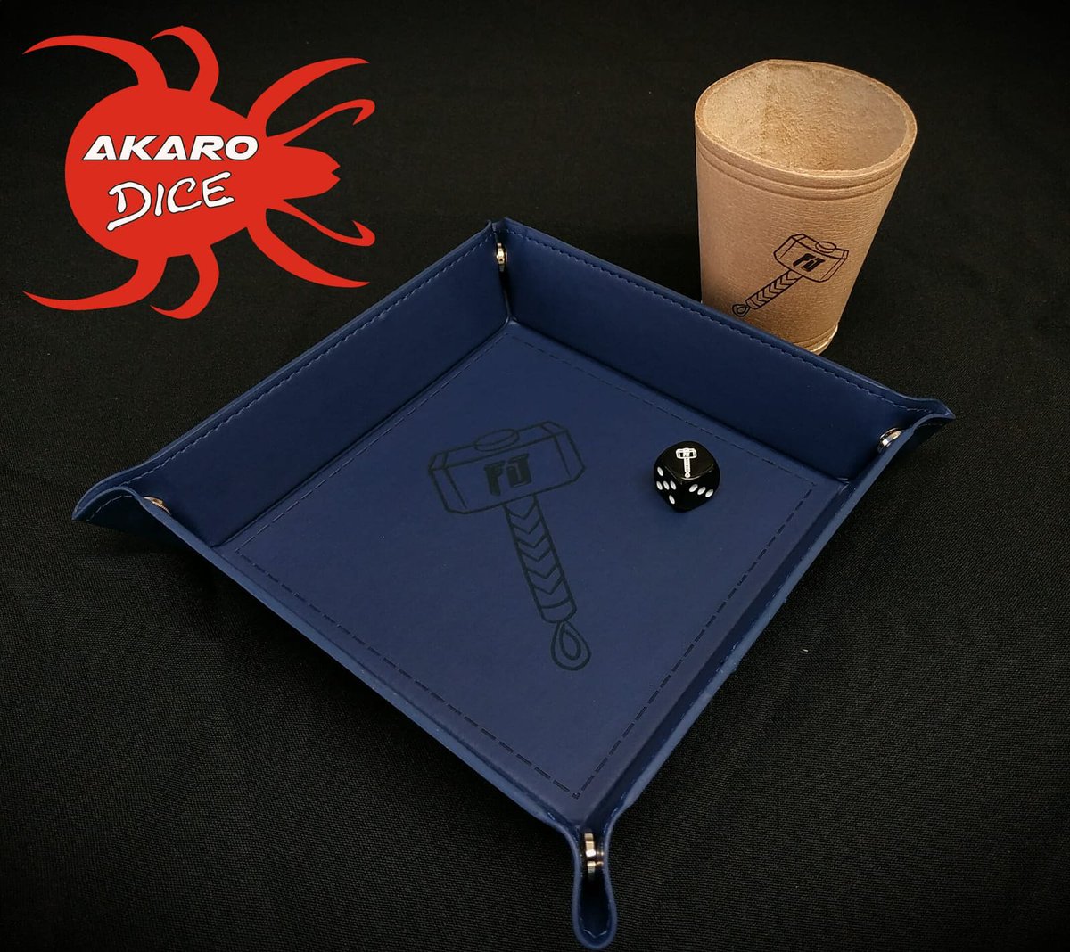 AkaroDice's tweet photo. Nuestro amigo #David de @forjador1982 ya tiene listo su pedido para recoger el 14 y 15 de septiembre en las @freakwarsmadrid
-Dados personalizados.
-Bandeja tiradados personalizada.
-Cubilete de dados personalizado.
#CustomDice #Dicetrack #Customtrack #DiceBeaker https://t.co/kH3tTa4OnC