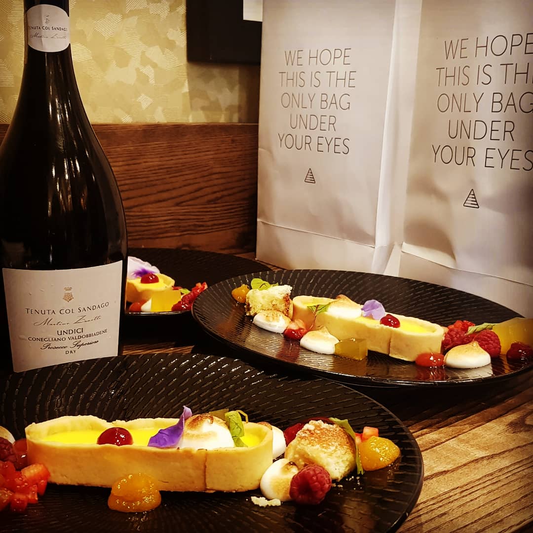 sunetjie1's tweet photo. We hope this is the only bag under your eyes!! @TheMaslowHotel 
#conference #venue #events https://t.co/t7geaQw1kf