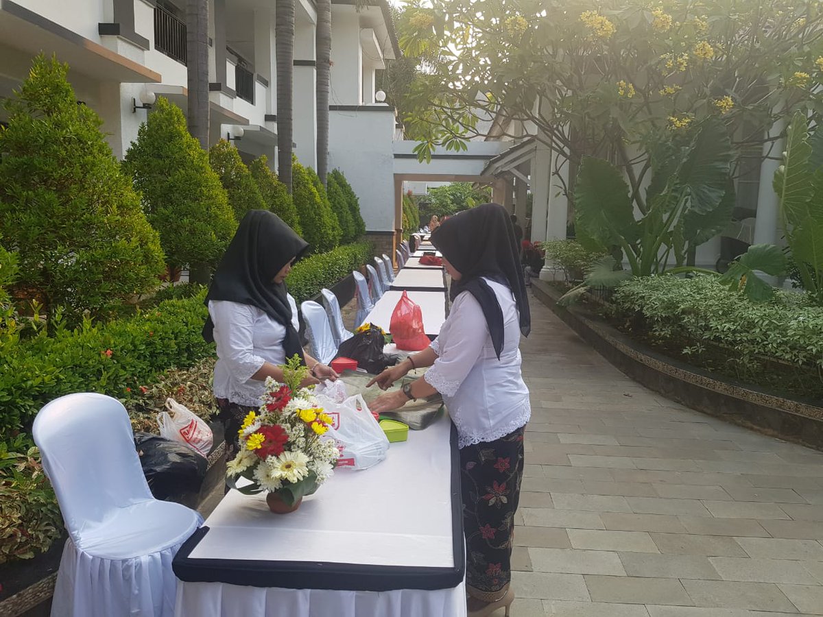 GugumGummy's tweet photo. Detik detik disanguan diliwetan di Purwakarta

#HUTPurwakarta https://t.co/ZklACL2r5r