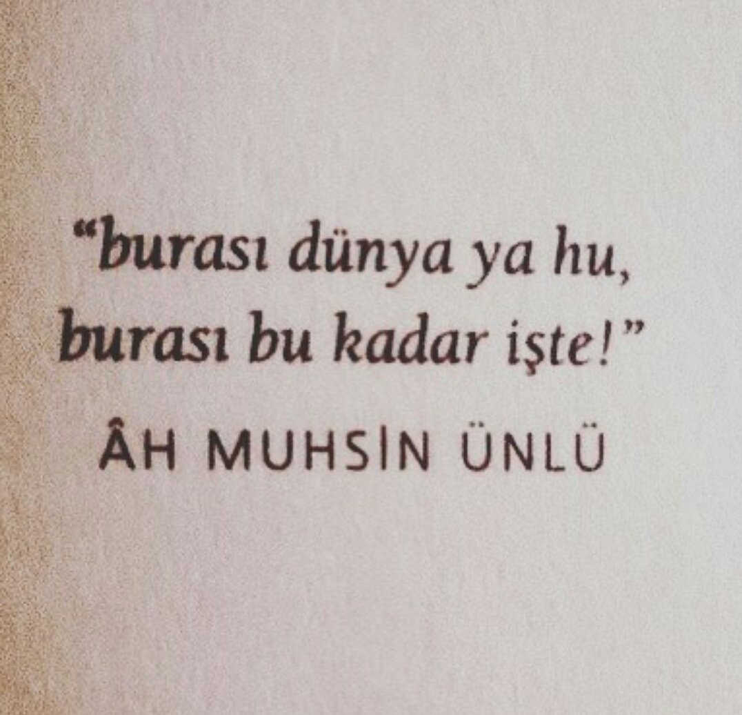 Gogebakalimmm's tweet photo. Burası dünya ya hu
Burası bu kadar işte.

Ah Muhsin Ünlü https://t.co/G44Gm2GT7I