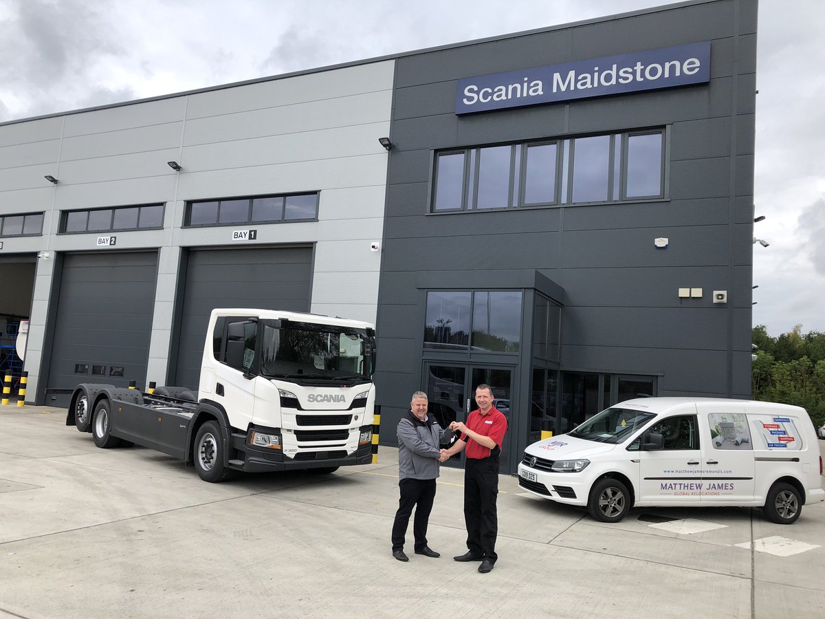 de_machen's tweet photo. Matthew James Goes Hybrid. 
Whilst others are concerned with the ULEZ and the LEZ Matthew James goes a step further and takes hand over of the first Scania Hybrid S320 in the entire country, pre-production. Pictured below to the left Mark Crawford &amp; to the right Matthew De-Machen https://t.co/6e5pEqYTzo