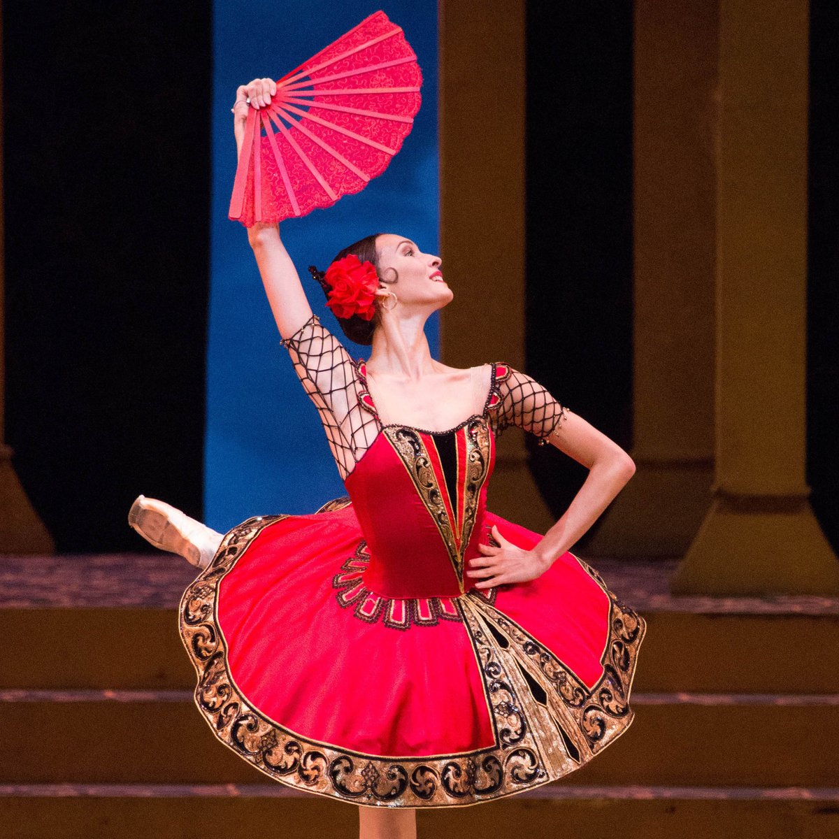 TheRoyalBallet's tweet photo. Joyful, colourful snaps from @BolshoiOfficial's production of Don Quixote, presented by @V_Hochhauser 😍

Marius Petipa’s vibrant ballet is now on the Main Stage until tomorrow ✨

#Bolshoi https://t.co/mOI0w8PImQ