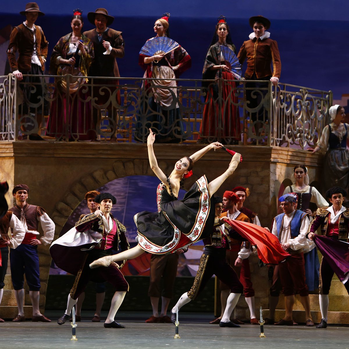 TheRoyalBallet's tweet photo. Joyful, colourful snaps from @BolshoiOfficial's production of Don Quixote, presented by @V_Hochhauser 😍

Marius Petipa’s vibrant ballet is now on the Main Stage until tomorrow ✨

#Bolshoi https://t.co/mOI0w8PImQ