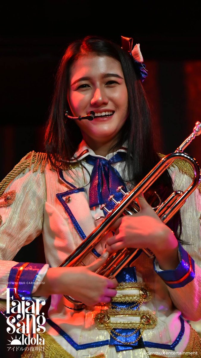 That warm smile simply bloom the loves in the air💕
cc: <a href="/Saktiaoktavni/">Saktia Oktapyani</a>