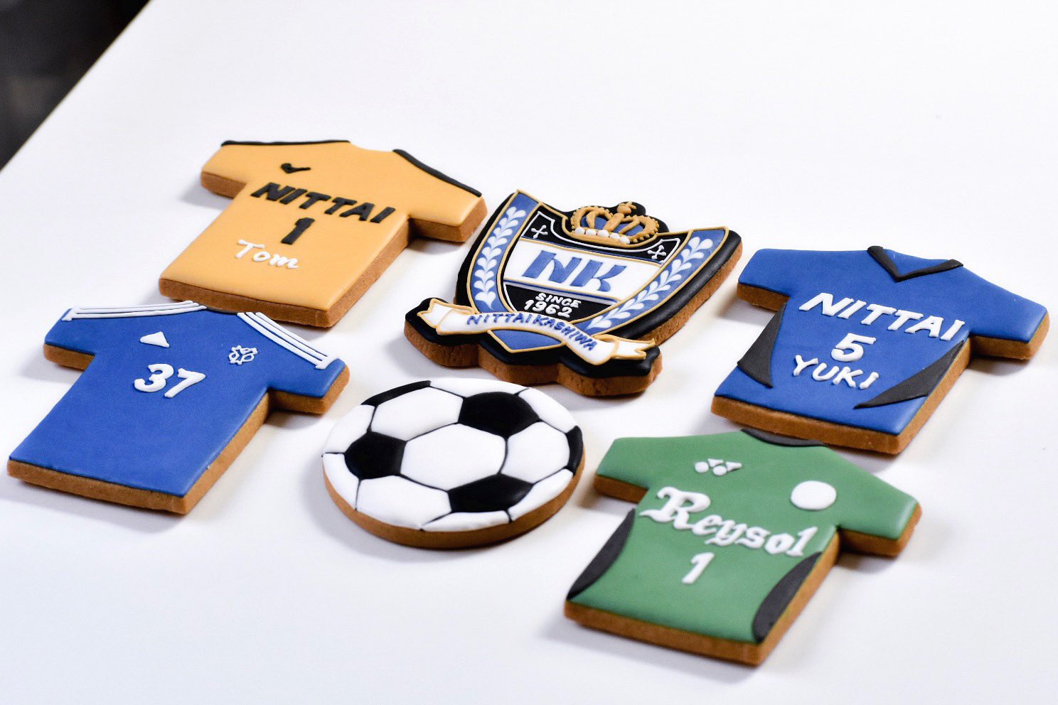 まりえ Clarifier Icingcookie No Twitter オーダー品 サッカーユニフォームとロゴマークのアイシングクッキー アイシングクッキー T Co 5pufcdq9cm Twitter