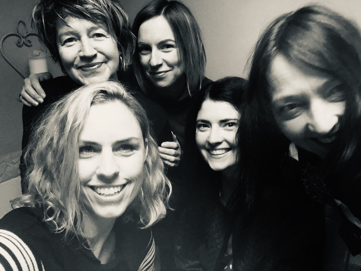 There’s a lot of time between takes in the studio... hello #cocoslunch photo booth!