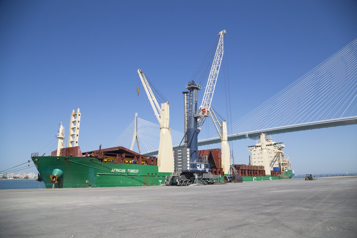 puertodecadiz's tweet photo. Cuatro buques mercantes operan en La Cabezuela- Puerto Real, dos de graneles sólidos y dos de graneles líquidos. #bulkcarriers #mercantes #cuques #puertos https://t.co/WQg4CS8B9t