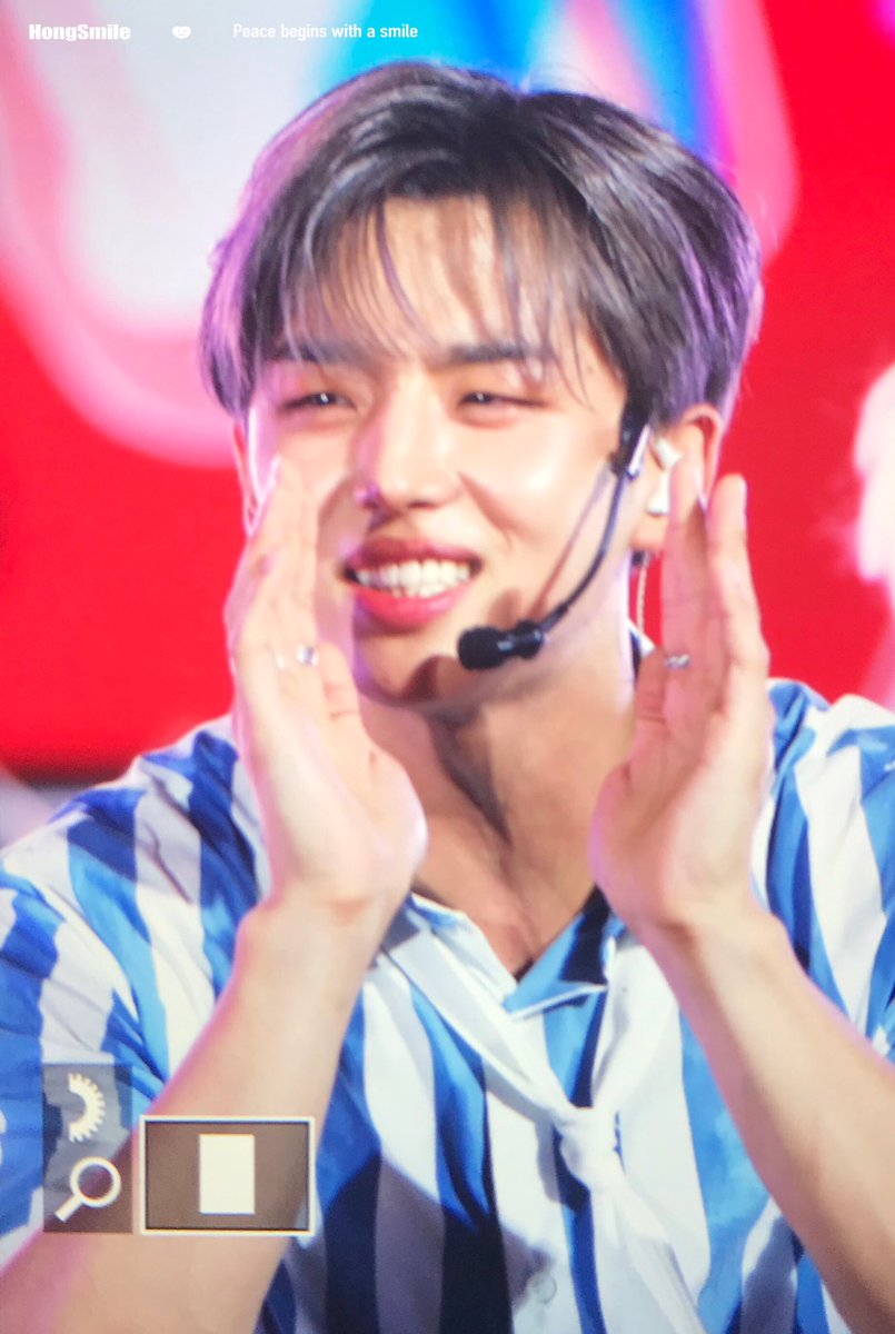 HongSmile0417's tweet photo. 190716 summer station live

@CUBE_PTG
#홍석 #Hongseok #ホンソク
#펜타곤 #PENTAGON #ペンタゴン https://t.co/dTwZA6ZYxW