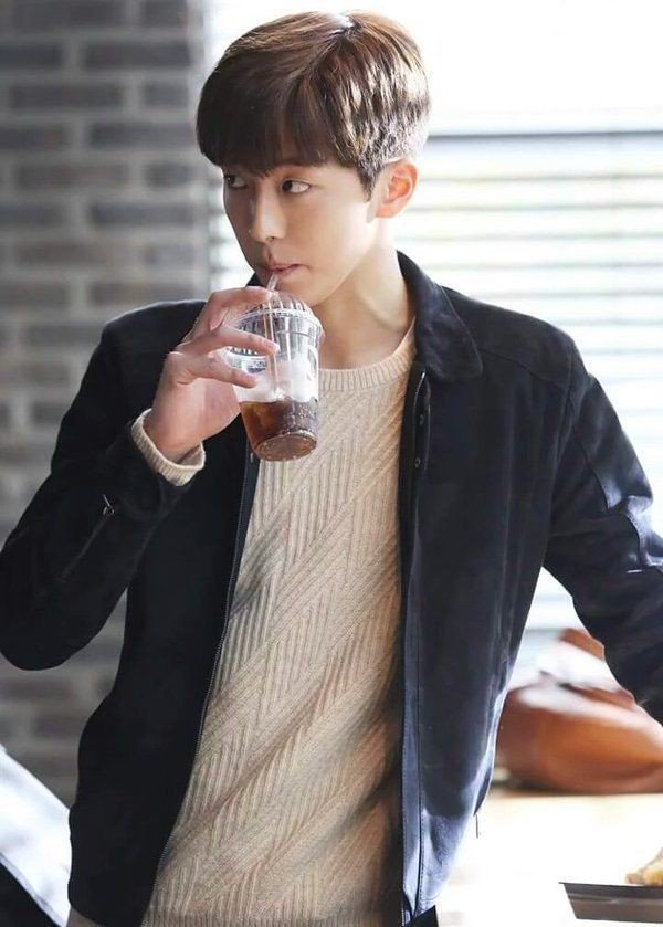 ACExKTY's tweet photo. ::RP STORY::
W/((@ACExHYPERX ))
#ACExRP #KTYL
"THAT GUY AT SCHOOL" https://t.co/KZhkPTY4sY