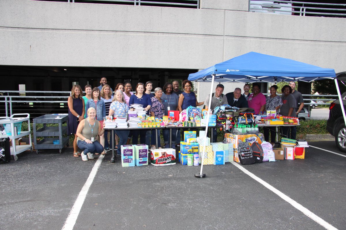 LoganLeopards's tweet photo. Huge blessing from our wonderful partner @Aflac! More school supplies than we can list! Pretty obvious that the “Stuff the principal’s trunk” campaign was a success! #LeopardsRULE 🐆 @RichlandOne @LoganPTO https://t.co/GQ1bV2r8rI