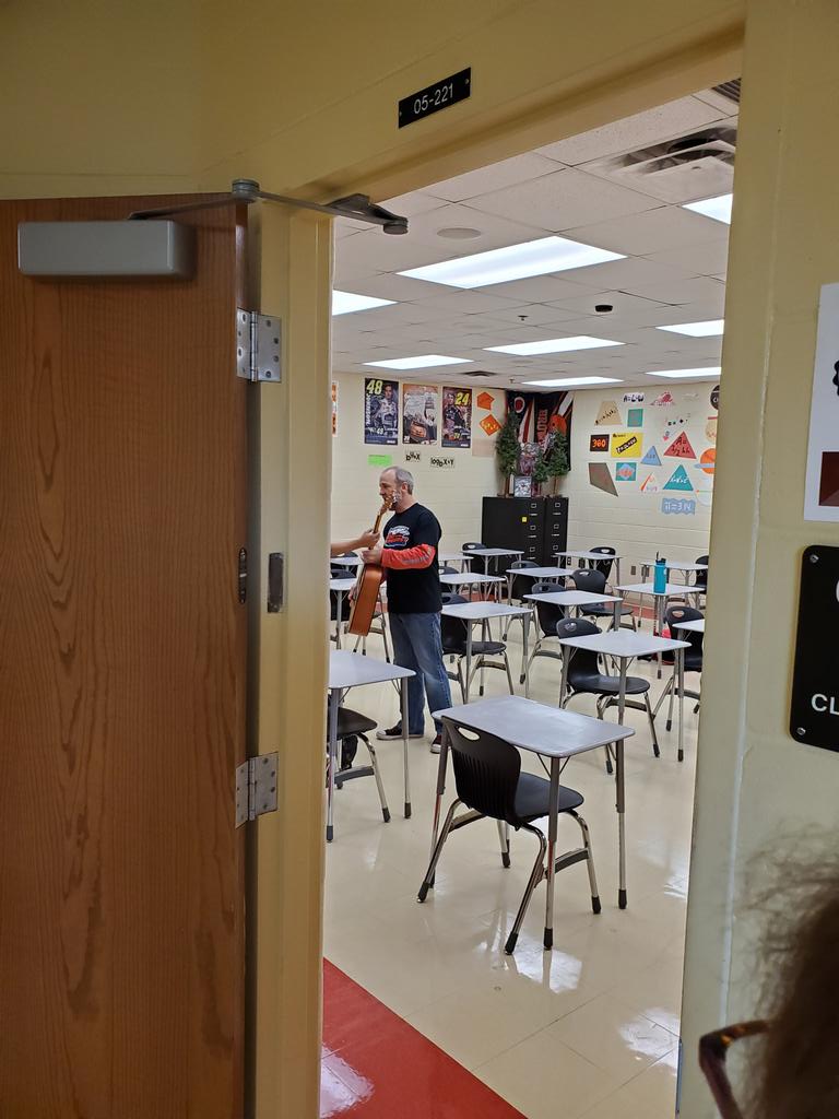 EleetaSue's tweet photo. Our teachers Rock! Thank you Mr. Musselman and Coach Vaughn!#MakingConnections #NSBHS #CudaStrong #VCSAllIn https://t.co/YI3X8SZHuq