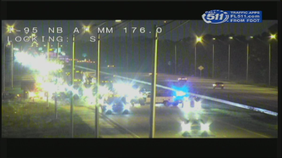 BREVARD COUNTY: Crash on I-95 NB at Palm Bay Road... looks like traffic is still getting by in the right lane.