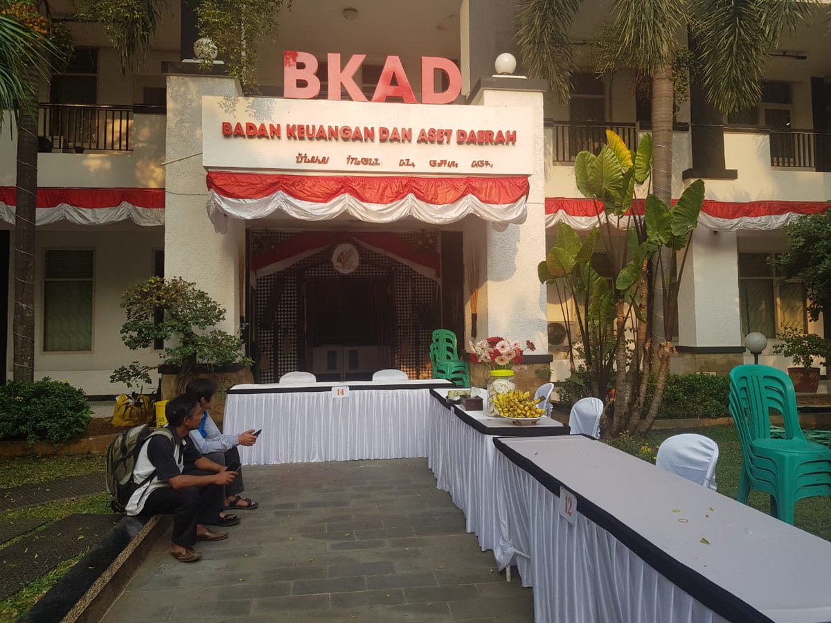 pikbumm's tweet photo. Wow berjajar liwet doang.

Purwakarta
#HUTPurwakarta https://t.co/of72FencT8