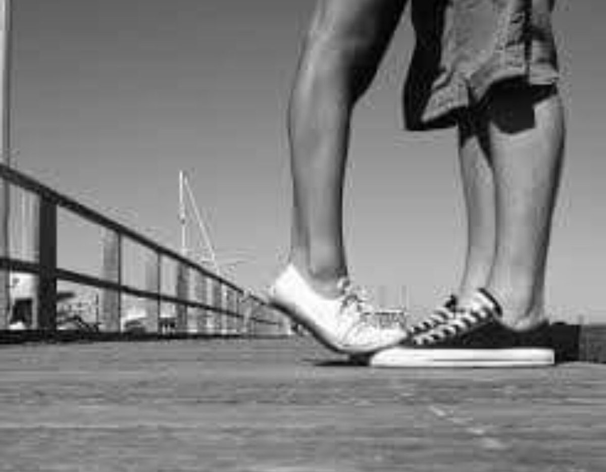 🎸🎼🎸 EMF - Unbelievable (Official Music Video) HD youtu.be/sfCLt0kTd5E via <a href="/YouTube/">YouTube</a> 🎸🎼🎸