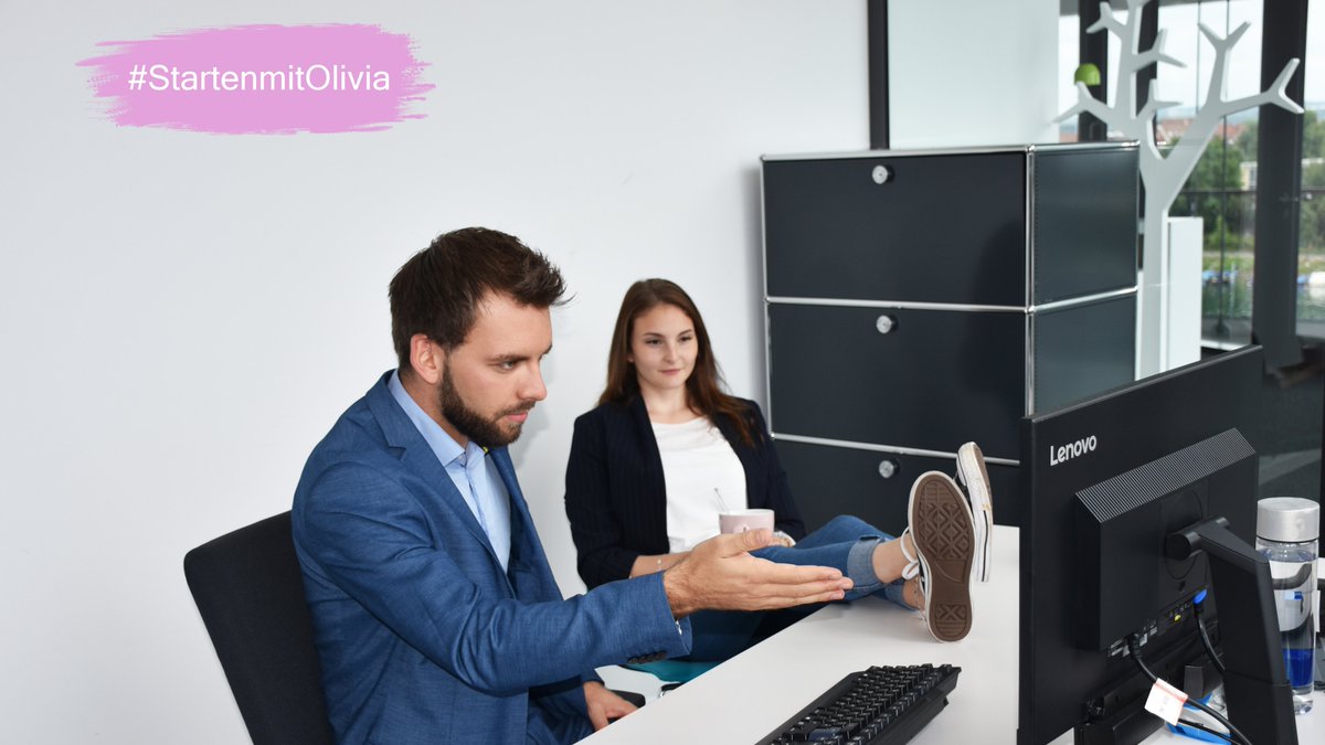 ihk_hb's tweet photo. #StartenmitOlivia
Auf der Arbeit wohlfühlen? Na sicher - aber nicht wie Zuhause!
#Achtung #Fettnäpfchen #AzubiPower #ihk #Ausbildung #Konstanz #Waldshut #Lörrach #GemeinsamAusbilden https://t.co/jzACOFBqwB