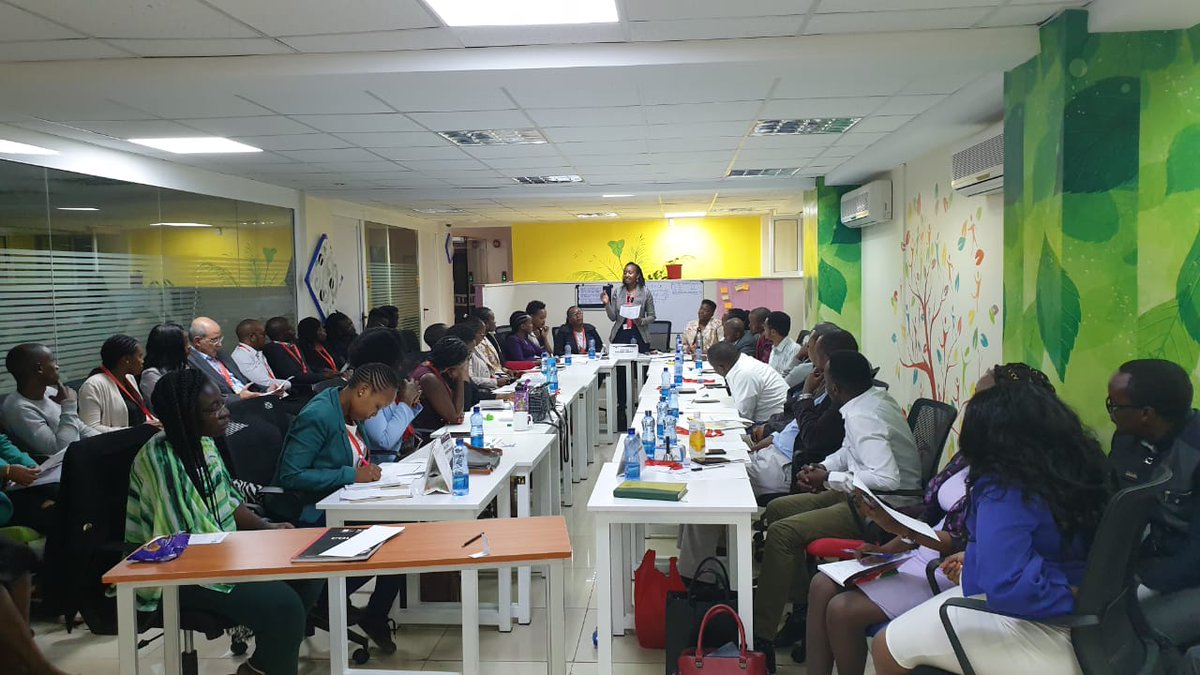 nomads254's tweet image. And it was full house at Toastmasters Westlands meeting on Wednesday! Awesome awesome ice breakers from all the members!

Are you part of a toastmasters or public speaking group?

#nomadlounges #collaboratecreate #community