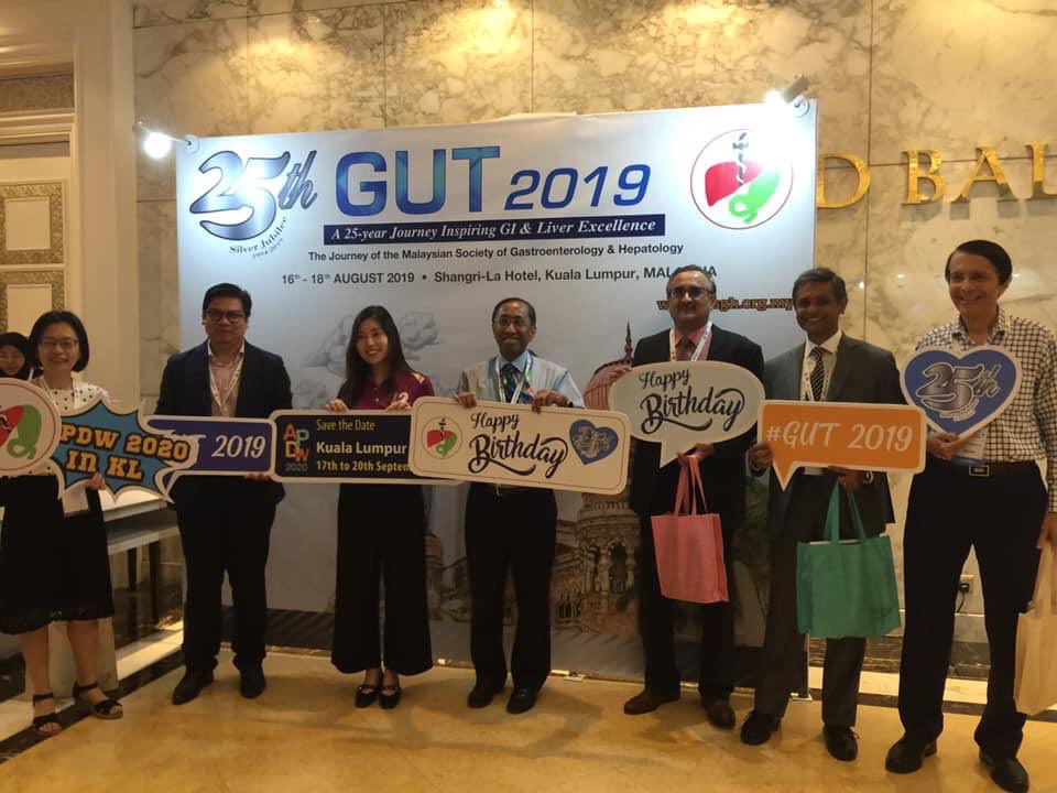 drsstan's tweet photo. Catching up with friends and colleagues at #GUT2019 https://t.co/qzo6Ru0GX6