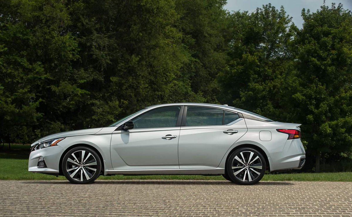 Nissan_Greece's tweet photo. Η #Nissan σαρώνει τα βραβεία στο #AutoPacific Vehicle Satisfaction, για τρίτη συνεχή χρονιά, με πέντε κορυφαίες βαθμολογίες σε ισάριθμες κατηγορίες.   ➡  https://t.co/XPTATaFMbb https://t.co/NLmUrw4zHb