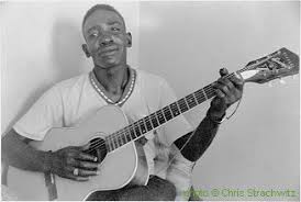 peterparcek's tweet photo. Happy Birthday to bluesman Melvin "Lil Son" Jackson
born August 16, 1915!
"Rockin' &amp; Rollin"
https://t.co/57ykqFZSXZ
"Gamblin' Blues"
https://t.co/p50W8zPdBy
"Traveling Alone" 
https://t.co/azQ22QRlYd
#Blues https://t.co/RWCalglvpE
