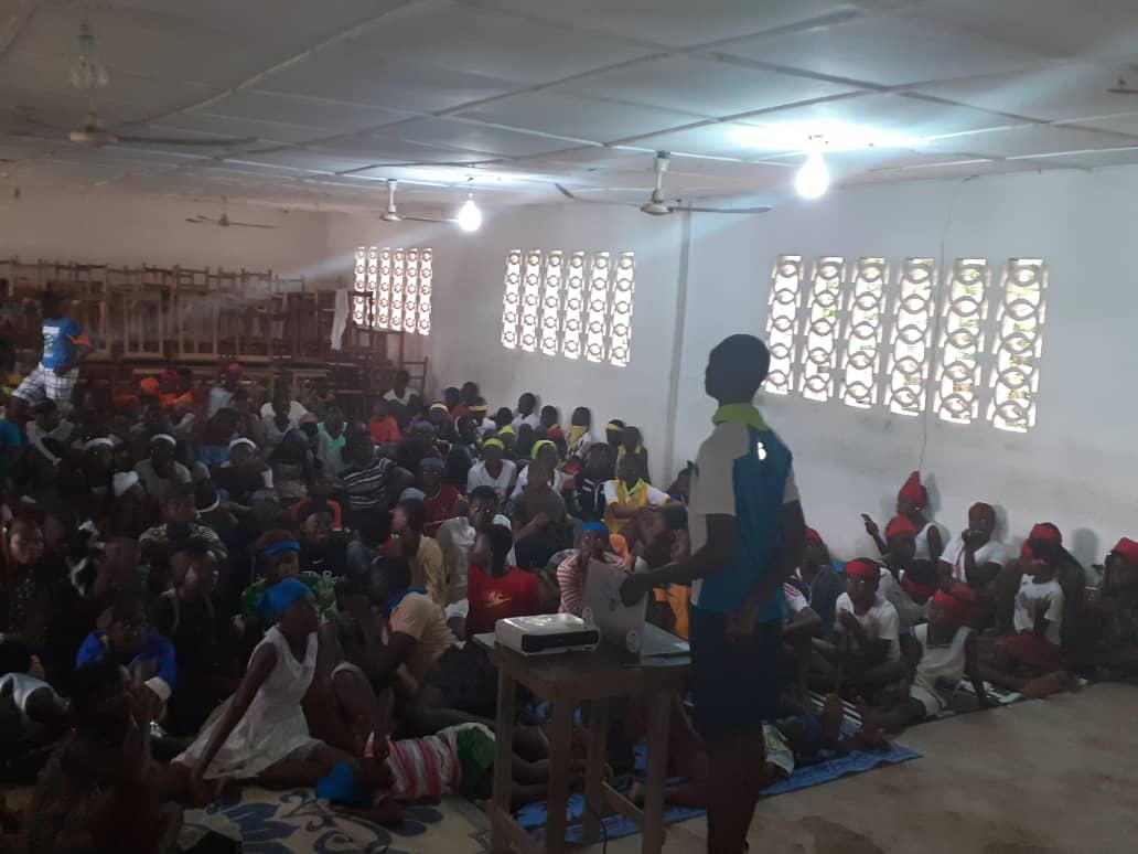 _Mariemma's tweet photo. 2e jour :Séance de formation en Éducation complète à la sexualité.
#CAMPJACI2019
Être en bonne santé une priorité 🤗
 @jasrpfci @AibefMaj @filstia @mabinguengom @Mr_Vianss_ @MAJBenin @MajBurkina @yamafrica @kouadioolivia6 @Paroleaujeunes @19serge91 https://t.co/WKJXtXfCAu