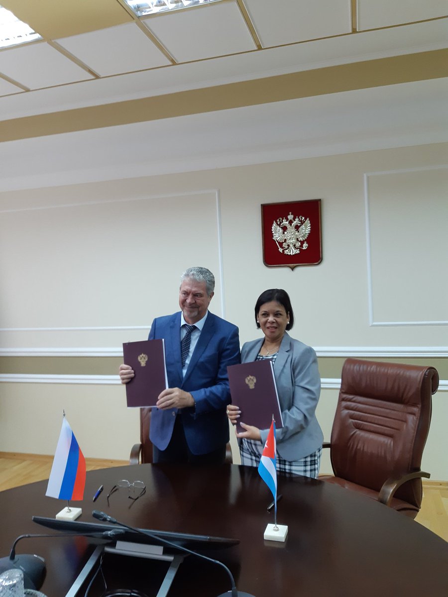 GerardoPPortal's tweet photo. Se efectuó en #Moscú reunión del Grupo de Trabajo de Geología y Minería, preparatorio de la Comisión Intergubernamental #Cuba #Rusia. Se firmó Protocolo que identifica nuevas potencialidades de cooperación económica. @EmbacubaRusia @CubaMINREX @barreiro_raul @Alba_B_Soto @YairaJR https://t.co/tPR46dhA3m