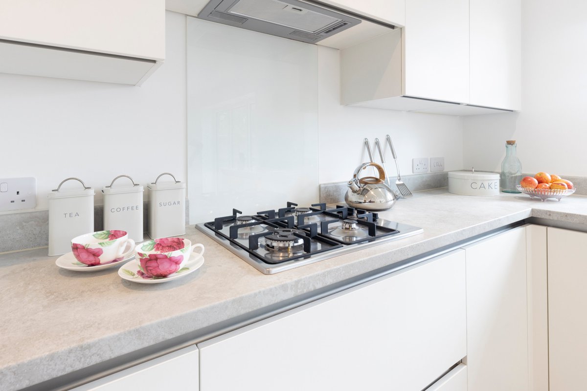 CadebyHomes's tweet image. We are loving the kitchen in plot 10 at The Appleyard in #Rothley!😍😍 Installed @SherwinHall 

Get in touch with us today to find out about our last available plots! 

PLOT 7 - £324,950
PLOT 9 - £335,000

#Rothley #plot10 #SherwinHallKitchens #CadebyHomes