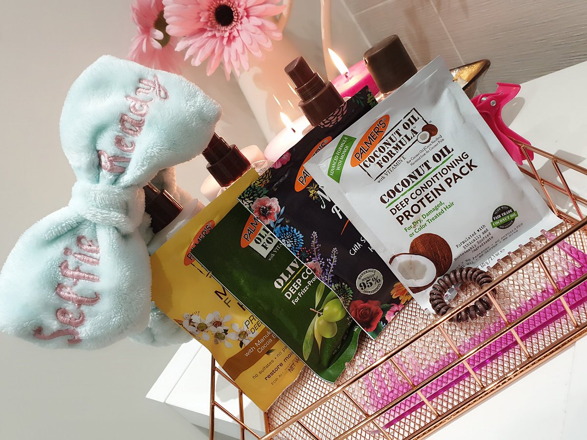 PalmersUK's tweet photo. #GIVEAWAY TIME! ππ
We've got a Palmer's Hair Mask Set to giveaway! For a chance to #WIN enter on @AxlBeauty's Instagram.
Ends on 18.08.19.
Good luck everyone! π€π
#queensofnature #palmerssquad #hairmask #thenatureofyou #palmers https://t.co/t7WpmQcRyH