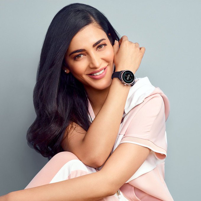 shruti haasan IMAGES, GIF, ANIMATED GIF, WALLPAPER, STICKER FOR WHATSAPP & FACEBOOK