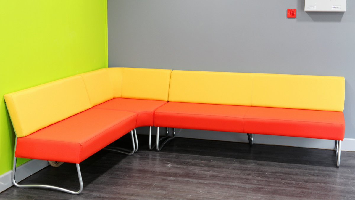 summit_1977's tweet photo. Do you need stylish modular seating to fit the unique shape of your space but need to be mindful of cost? Do you want it to be very strong? Take a look at our MeMe range. #modularseating #schoolseating https://t.co/PoEZhaaqgy https://t.co/o4hoN9jgUa