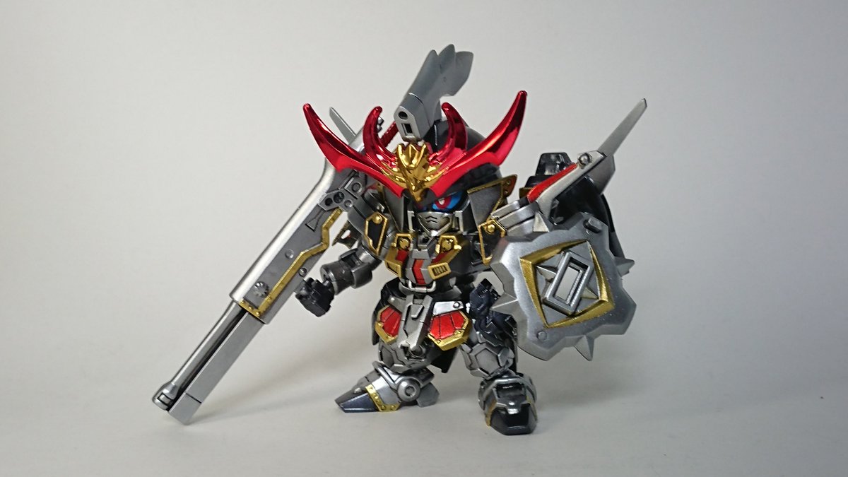 tukao_hoeru's tweet photo. 武者刀流義守と夏侯惇トールギスを,んっ!てやるといい感じの武者刀流義守が生まれます。　#SDガンダム https://t.co/gGey9ROgmA