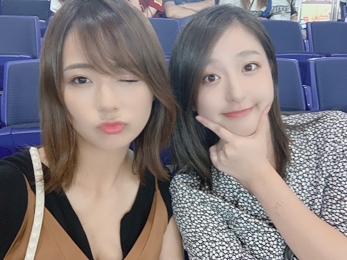 村上友梨 على تويتر 昨日はなっちゃんと日ハムvsロッテ 今日はえみと巨人vs阪神 野球観戦だいすきっ 平嶋夏海 柳本絵美 村上友梨