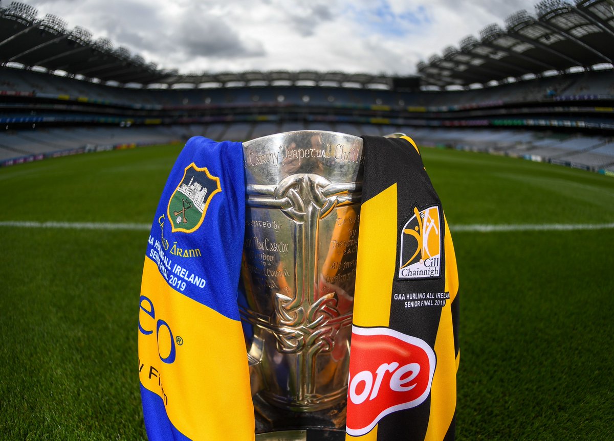 officialgaa's tweet image. WIN!! Ahead of this weekend's epic All-Ireland Hurling Final we have a @KilkennyCLG and a @TipperaryGAA special edition jersey to GIVEAWAY! Just retweet and comment below telling us who you are supporting this Sunday for a chance to be a lucky winner of one jersey!