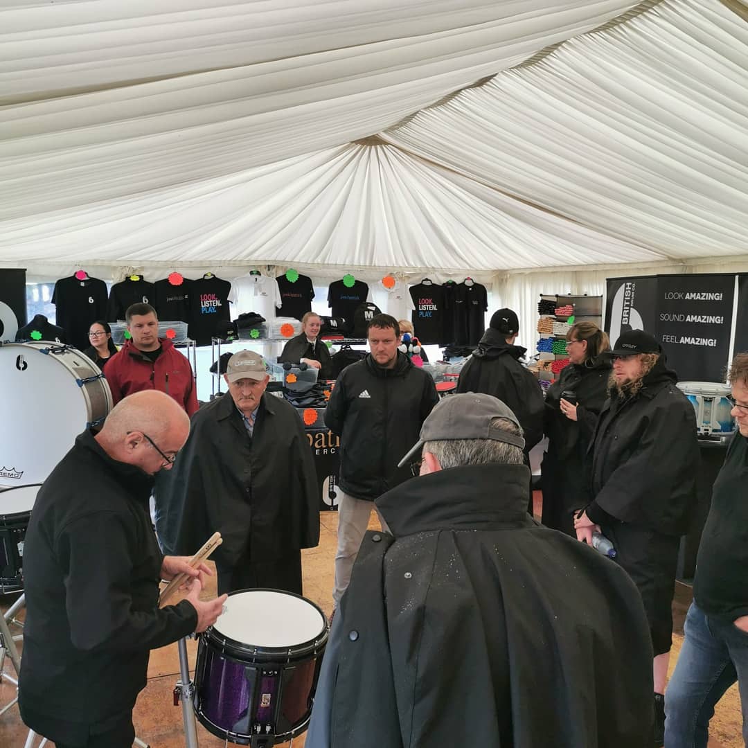 britishdrumco's tweet photo. That's us set up and and full swing at the @worldpipebandchampionship
Head across to the @britishdrumco marquee and see @jimkilpatrickpercussion demonstrating the Axial Snare Drum.
#pipebanddrumming #pipedrummer #pipeband #drums #drummers #drummingfordrinks
#wpbc2019 https://t.co/cJGOWHEcaU