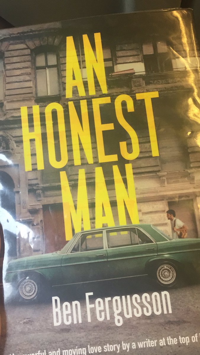 jessicadunne18's tweet photo. If you read nothing else this year, read @BenFergusson’s #AnHonestMan.
The most unique spy novel I’ve ever read, although it’s so much more than that. And that ending - wow. https://t.co/h7lzTCq5Kg