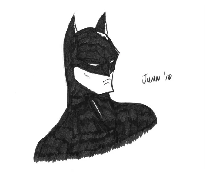 Looking at some old art of mine, which is something I hadn't done in a long time. Batman from 2010 vs. Batman from 2019  🙈 