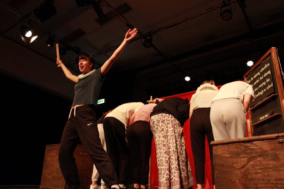 TakeThouThat's tweet photo. some wonderful show snaps taken by @AKGolding 📷🎭⭐️ https://t.co/enKOK90dnU