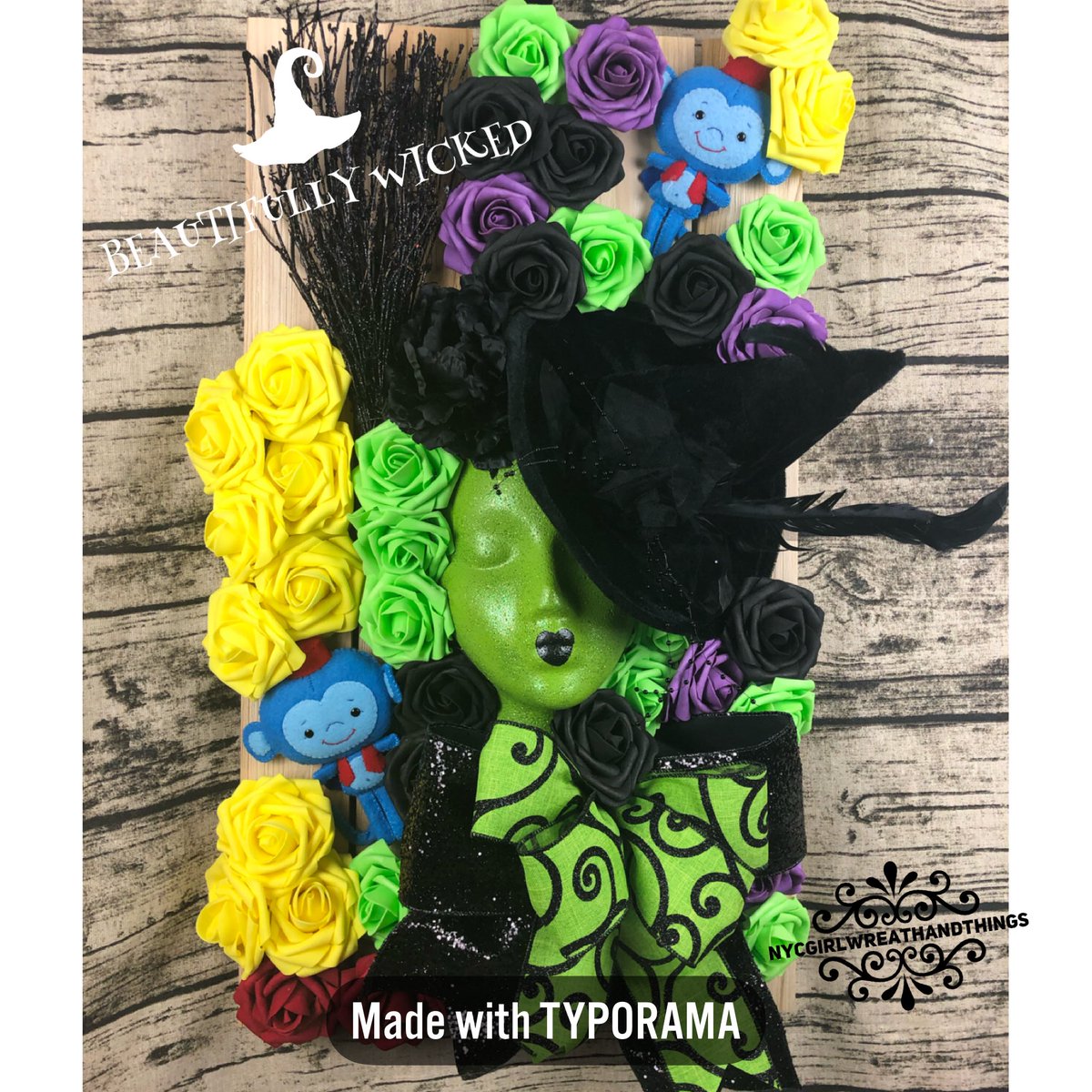 ToughT's tweet photo. #creative Witching beautiful 💚🖤 https://t.co/Mqzx8pPpiI