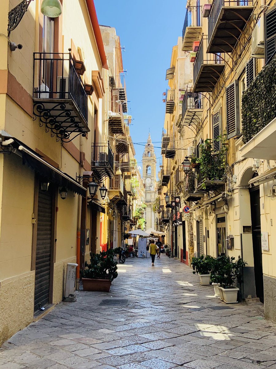 MarkVivis's tweet photo. #Palermo #Sicily https://t.co/MSuUrNTgJI