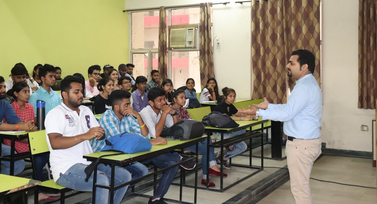 ims_noida's tweet photo. Event: #Photography_Workshop by Dr. Amit Chawla
Date: 7th- 9th Aug 19
Venue: #Presentation_Lab
SJMC Course: BJMC, MJMC
#School_of_Journalism_and_Mass_Communication, @ims_noida organized a Photography workshop by #Dr_Amit_Chawla for practical exposure of #BJMC and #MJMC students. https://t.co/6BQSoIN9k4