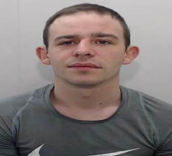 Police are appealing for the public’s help to trace a wanted man from Manchester. https://crowd.in/gxOdHX