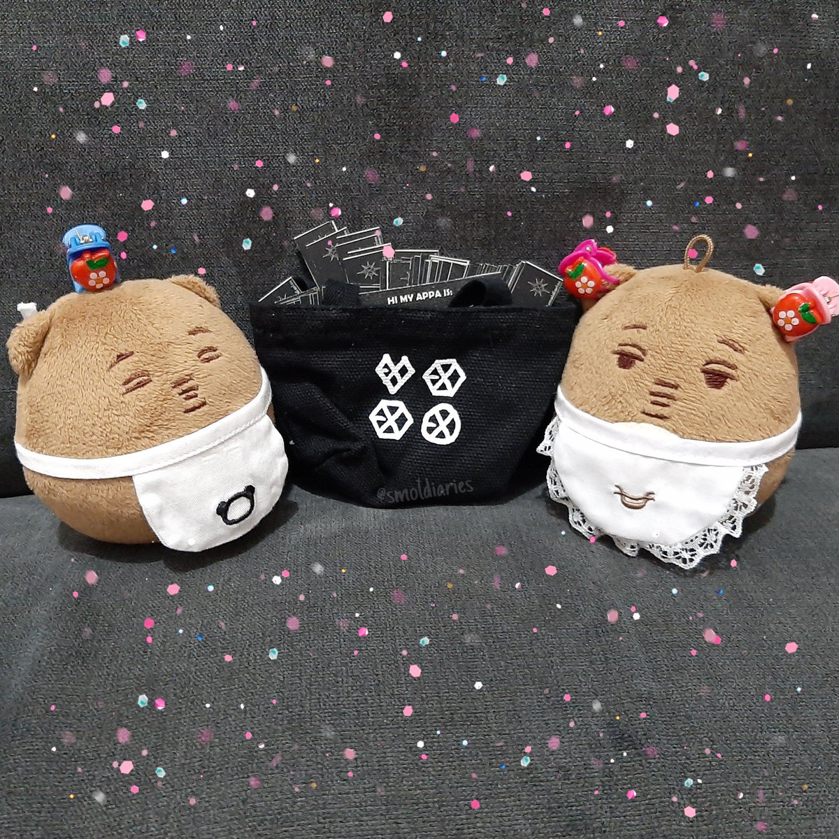 smoldiaries's tweet photo. SD35 190816
Annyeong~ Our smol treat for you babies were almost ready. We'll see you at #EXplOrationinManila ๐ #smolbanners4smolbabies
-#MashK (do you like my pigtails? ๐)
Yes see u zZzzzz... #HashK
#diaryupdate #smolconvos #ninini #exodoll @weareoneEXO https://t.co/6DJS6OVdxF