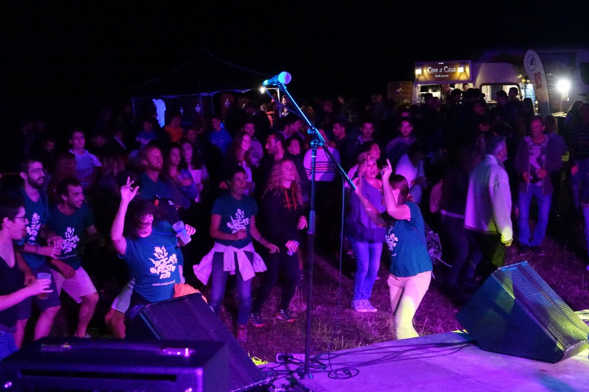 ajcamprodon's tweet photo. 🎉Gràcies per compartir amb nosaltres la nit del dijous, en el IV #Rocafest! Música en directe i un immillorable ambient per passar una nit d'agost amb la millor companyia!📷Us deixem amb alguna imatge de la jornada. https://t.co/xeCoQegu7i