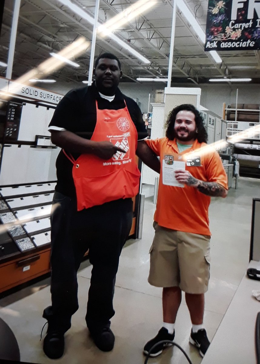 kingKirby86's tweet photo. Steven's a great example of our core values his always doing the right thing always willing and ready to jump in and help out!!!!!
#Str8444🔥🔥🔥🔥🔐🤞💪 https://t.co/MllSUXz2jA