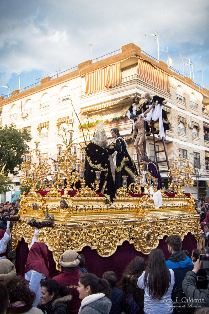 fjcalderon_foto's tweet photo. " Un Viernes Diferente "

#Córdoba #semanasanta #ss #fotografía #fotocofrade #cofrade #ssanta2019 #Córdobacofrade #nikon #españa #foto #fotografía https://t.co/hsKDFt8NDS