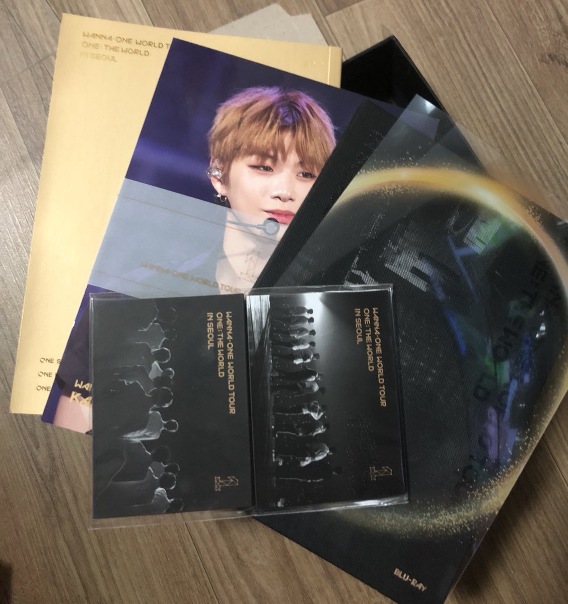 kdkjhh111's tweet photo. ✨워너원 원더월드 블루레이 DVD 판매✨

한번도 플레이 안한 새거 입니다
마그넷도 안뜯어봄

2.0

https://t.co/xwuztjE0DL

#워너원 #강다니엘 #박지훈 https://t.co/AAYWcmIohh