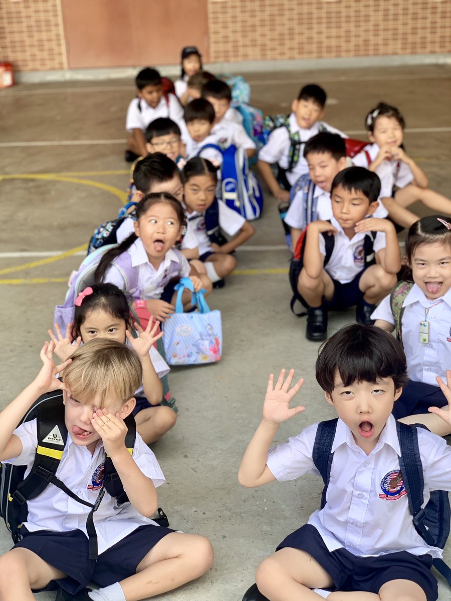 kdesantishk's tweet photo. Back to school with a new 1D crew! Looking forward to a fun year! Started right with a great kick off assembly @aishongkong #redbrick125 https://t.co/U7rKIB2xPp