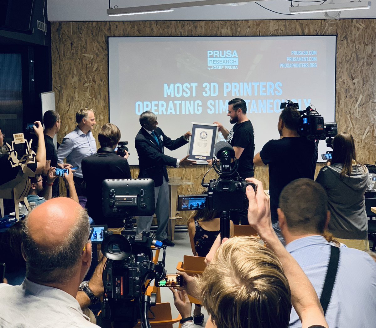 josefprusa's tweet photo. So we just upped the Guinness World Record of simultaneously printing 3D printers to 1096 from previous 159 🥳🥳 #3Dprinting #prusai3mk3 https://t.co/IQ7aBCcZFe